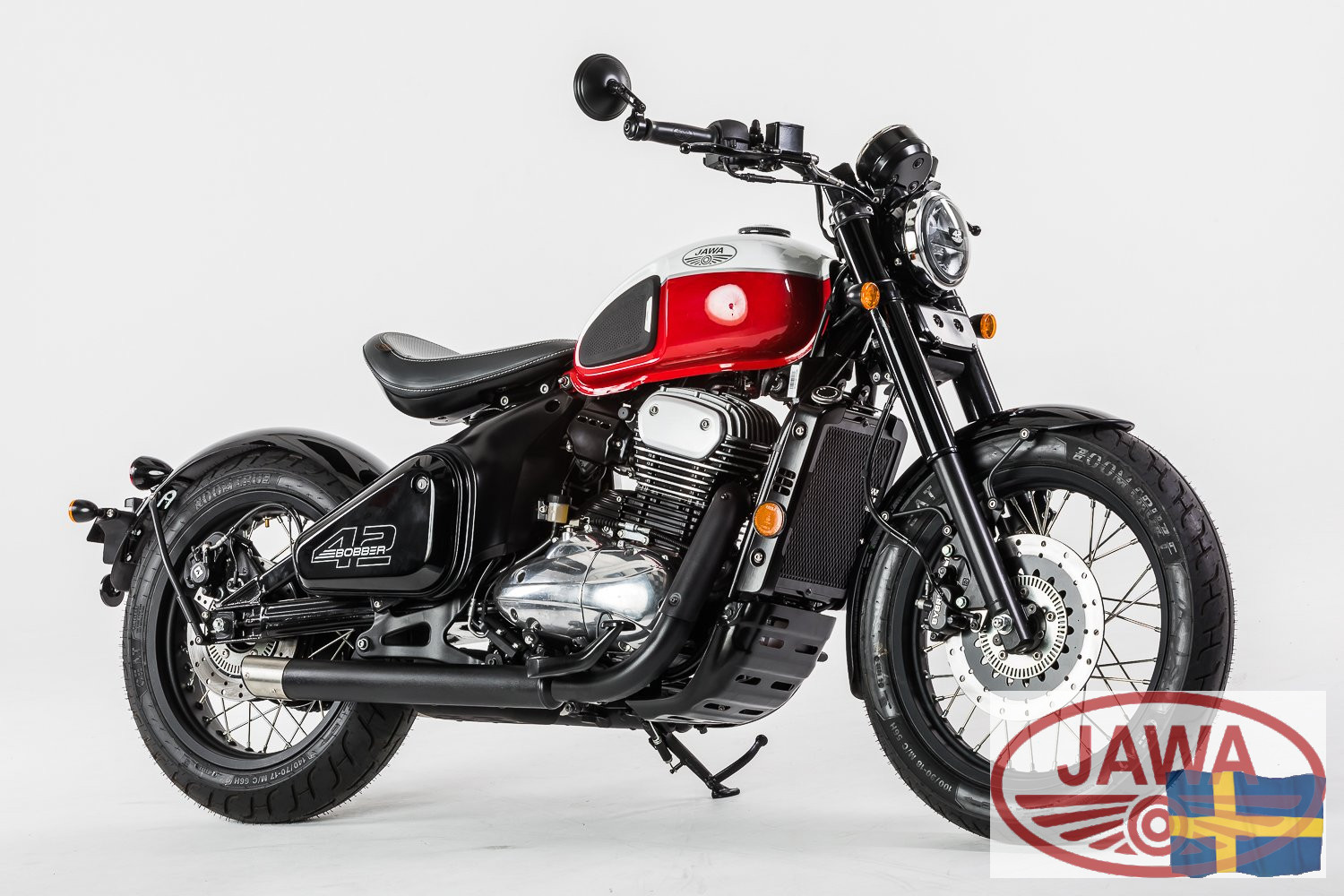 350 CL Bobber 42 hover